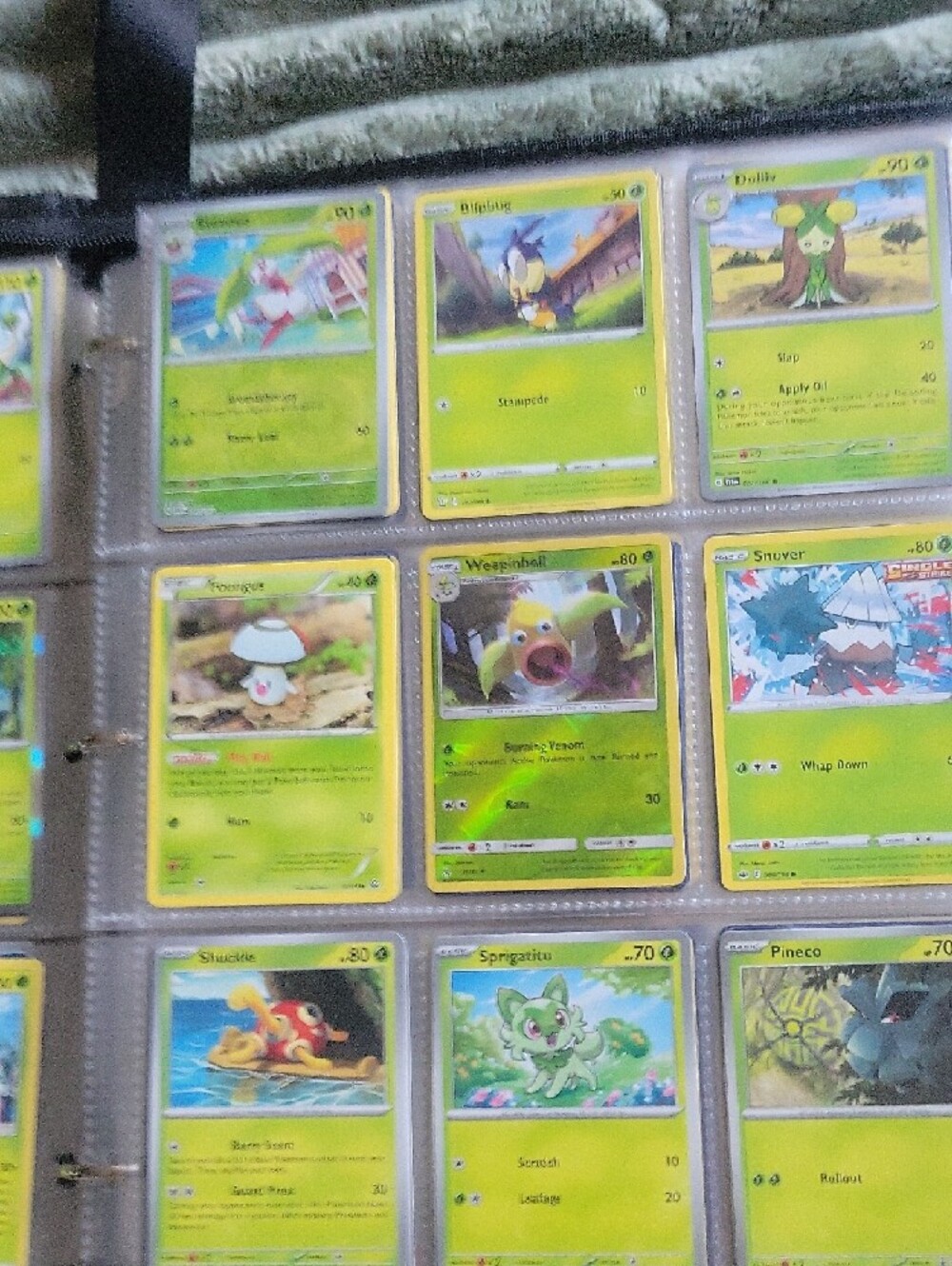 Pokémon Grass-Type Card Binder Page - Picture 3 of 7